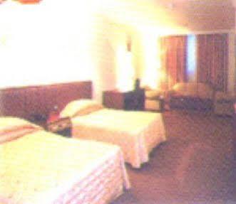 New East Asia Hotel Sanghaj Kültér fotó